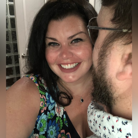 Meet your Posher, Averill - Picture 3 of 8